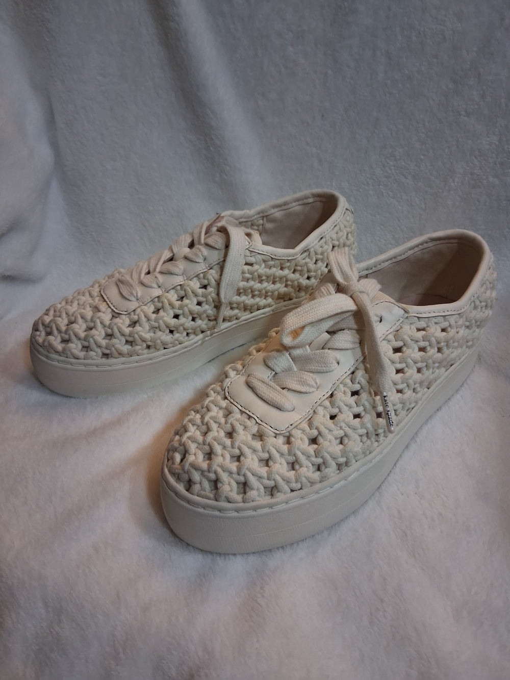 Kate Spade New York Serve Crochet Platform Sneakers Cream Size 6